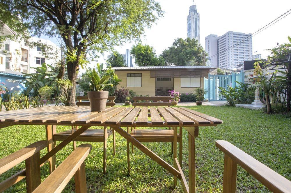 Hotel The Bangkokians City Garden