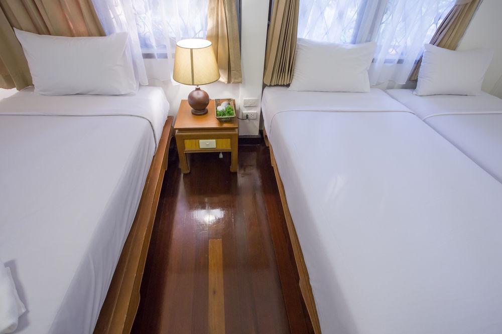 Hotel The Bangkokians City Garden 2*